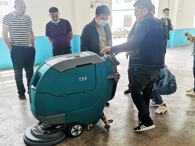 客户案例:TANLI坦力T50手推式洗地机助力青岛某食品厂